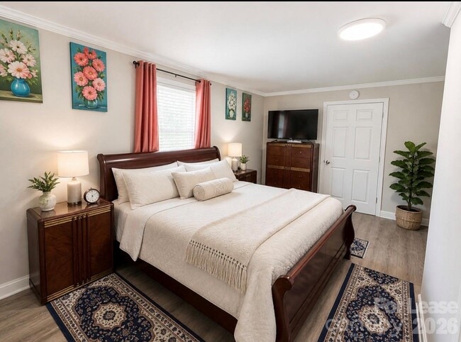 Photo - 1406 W Walnut Ave