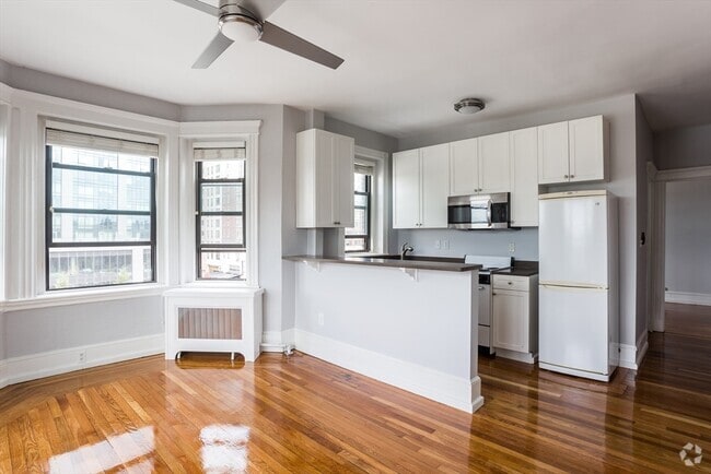 Building Photo - 137 Peterborough St Unit 23 Rental