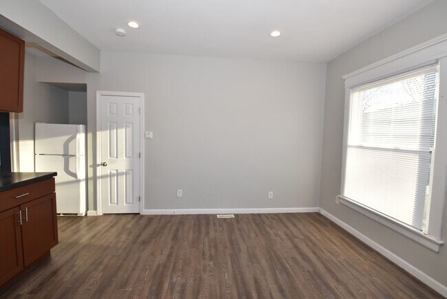 Photo - 111-113 S West St Mishawaka Unidad 113 S. West St.
