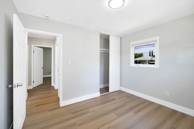 Photo - 31857 Valley Forge St