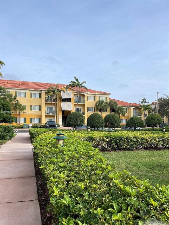 Photo - 7240 NW 114th Ave Unidad 107