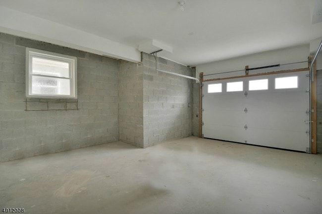 Photo - 410 Davis Ave