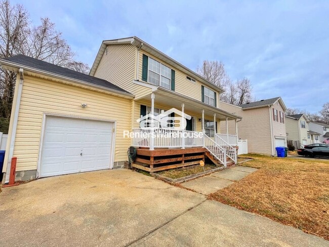 Photo - 1220 Woods Edge Cir