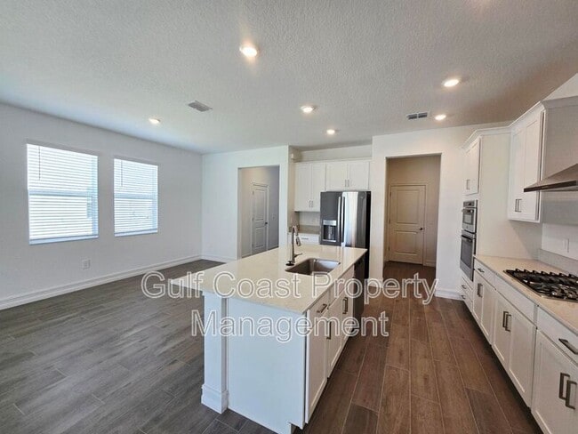Photo - 11757 71st Ave E