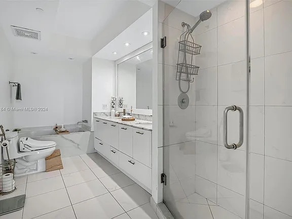 500 Brickell Ave Unit 2108