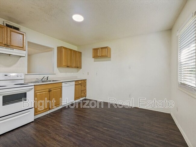 Photo - 1408 Arvel Cir Unit C