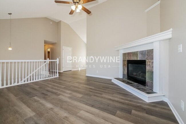 Photo - 809 Canter St