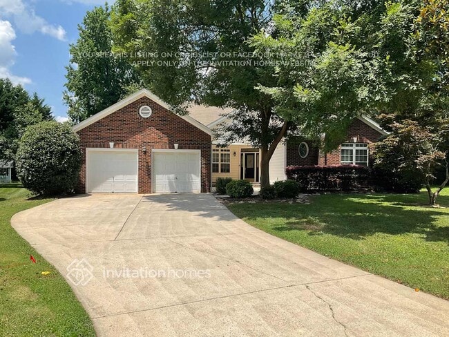 Photo - 17032 Stinson Ave