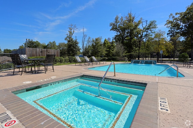 Photo - Woodside Manor