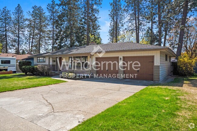 Building Photo - Fantastic Updated South Hill Rancher 3 Bed... Rental