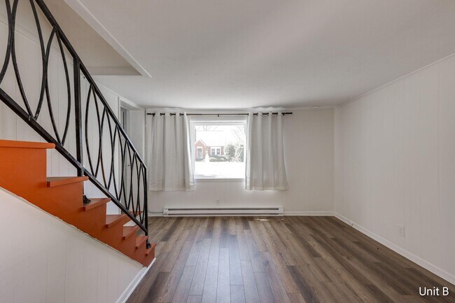 103 Forsythe St Unit B