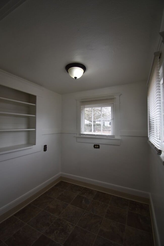 Photo - Cozy 2-Bedroom Home Near West Albany High School!