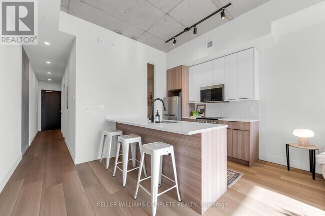 Photo - 24 Augusta St Unit 205