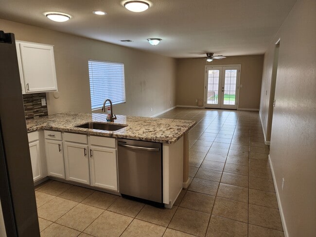 Photo - 11631 W Brown St