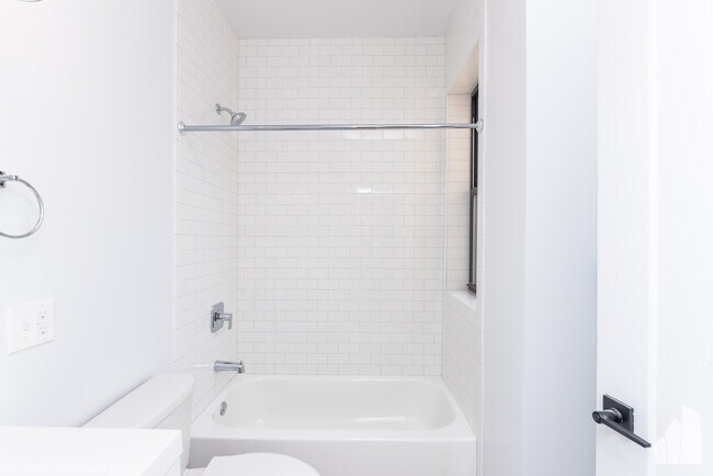 Photo - 3407 W Fullerton Ave