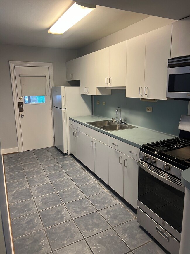 Photo - 6630 Lawndale St Unit 2