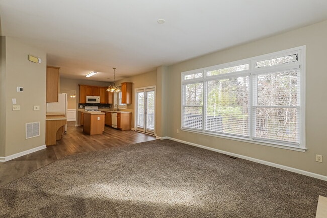 Photo - 312 Viceroy Curve