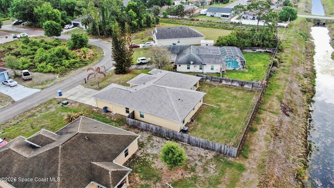Photo - 992 Coquina St SE