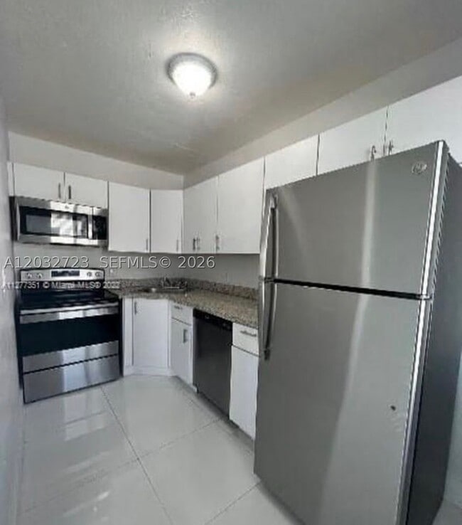 Photo - 7935 Crespi Blvd Unit 2