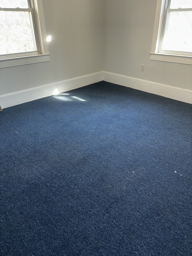 Photo - 506 Carver St