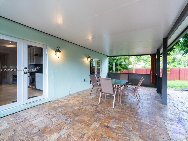 Photo - 1606 Wiley St