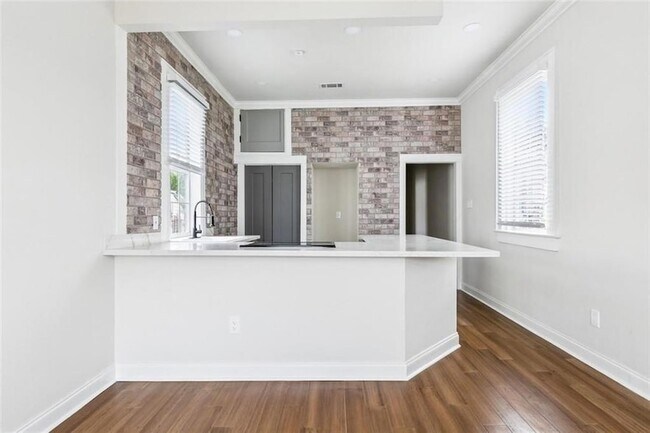 Photo - 2009 Governor Nicholls St