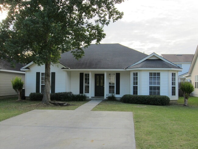 Building Photo - Beautiful Home in Valdosta, Ga!