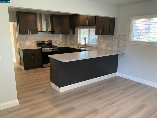 Photo - 2680 Appian Way