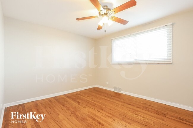Photo - 21227 Jeffrey Dr