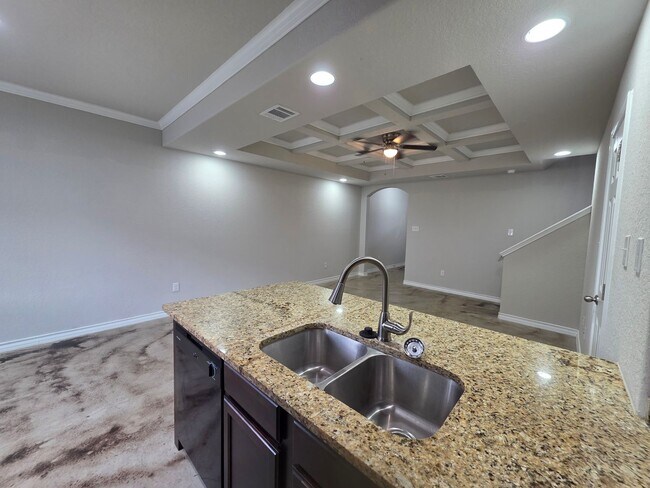 Photo - Town home for rent