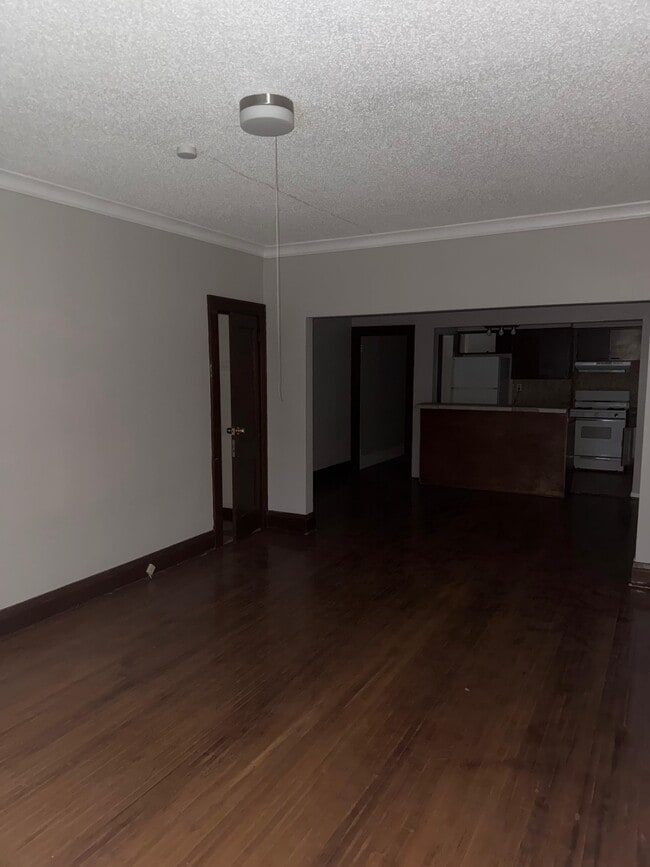 Photo - 3233 Chicago Ave Unit 2