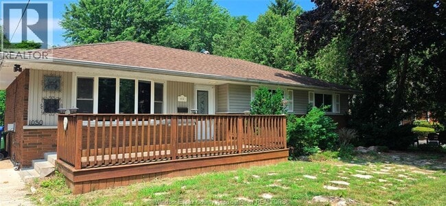 Photo - 1050 Bartlet Dr