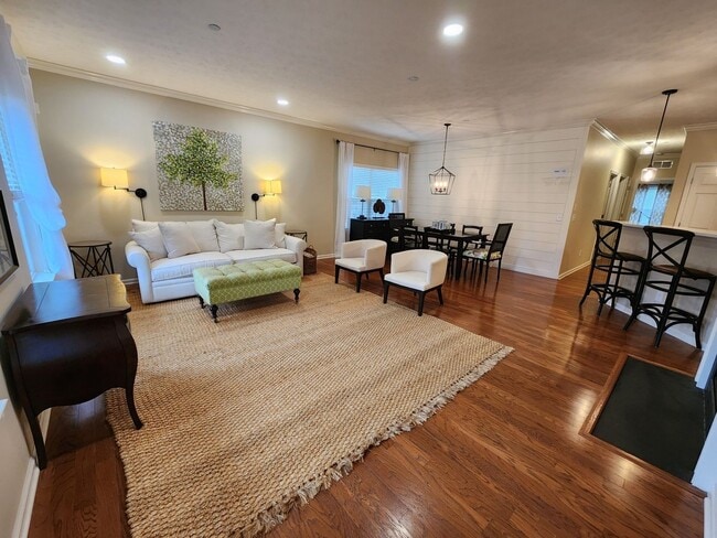 Photo - Modern McKay's Mill 2/2 condo now available!!!