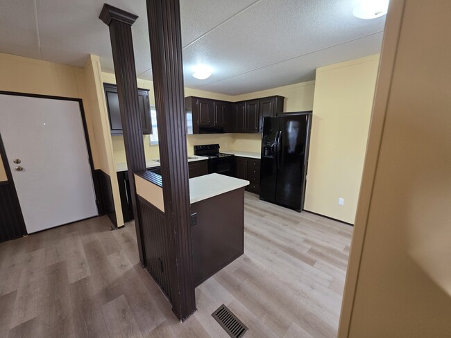 Photo - 132 Raoul Ln