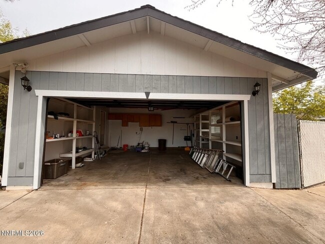 Photo - 940 Opalite Dr