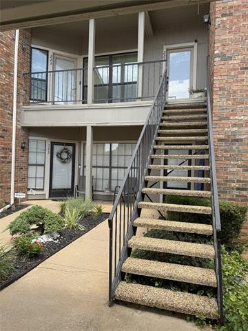 Building Photo - 2736 Silver Creek Dr Unit 223