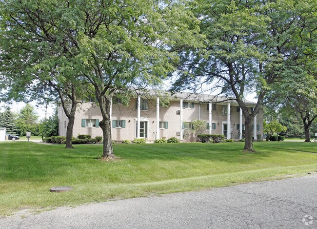 Clarkston Place Apartments - Clarkston Place Apartments