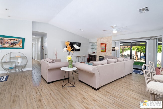 Photo - 2342 N San Gorgonio Rd