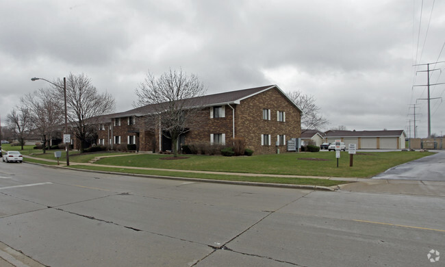Cranberry Apartments - Cranberry Apartments