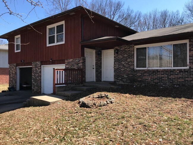 652-654-654 Pear Tree Cir Unidad 652 Pear Tree Circle