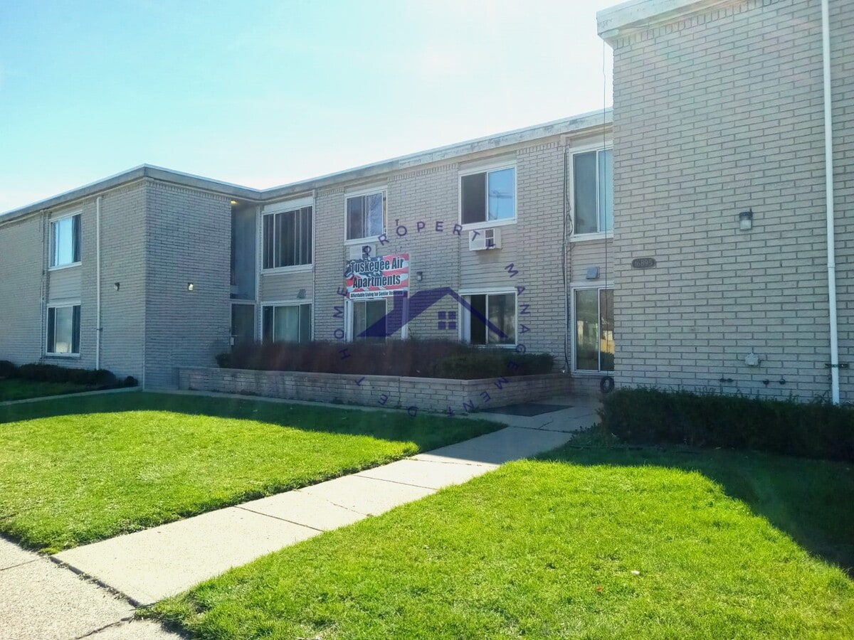Photo - Tuskegee Air Apartments