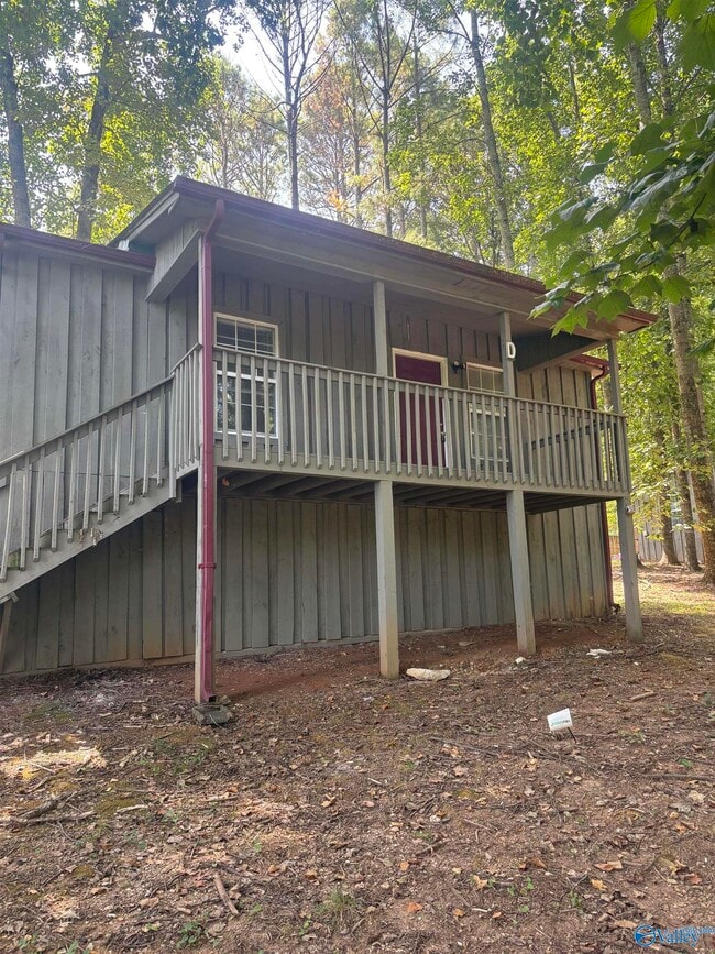 Building Photo - 103 Hillcrest Ct