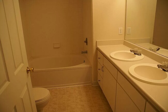 Photo - 18547 Bridle Club Dr Unidad 18547