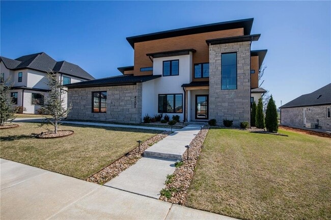 Photo - 4205 S Watercrest Dr House