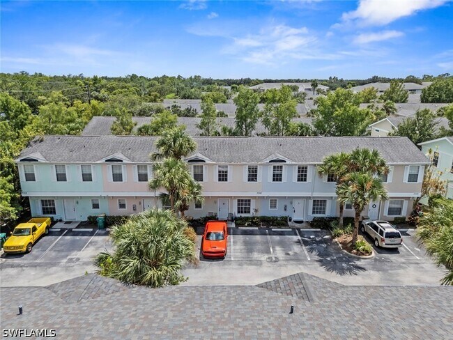 3308 Lisa Ln