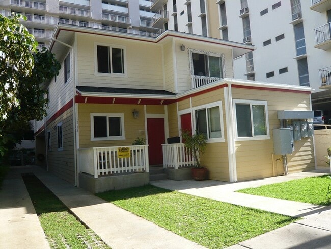 Building Photo - 2214 Aloha Dr Unit Aloha Drive #1 Rental