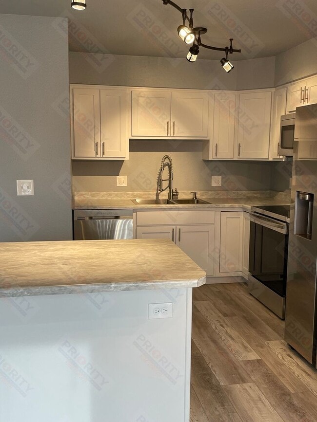 Photo - 3 bedroom Remodeled Townhome