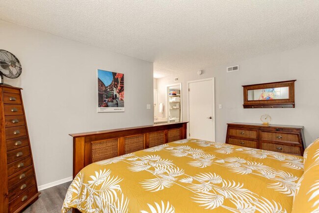 Photo - 2205 Spring Creek Dr Unit ID1054226P