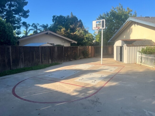 Photo - 3216 W Tenaya Way