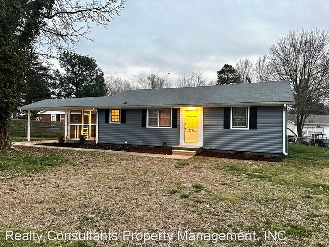 3 br, 1.5 bath House - 2003 Urban Drive - 3 br, 1.5 bath House - 2003 Urban Drive